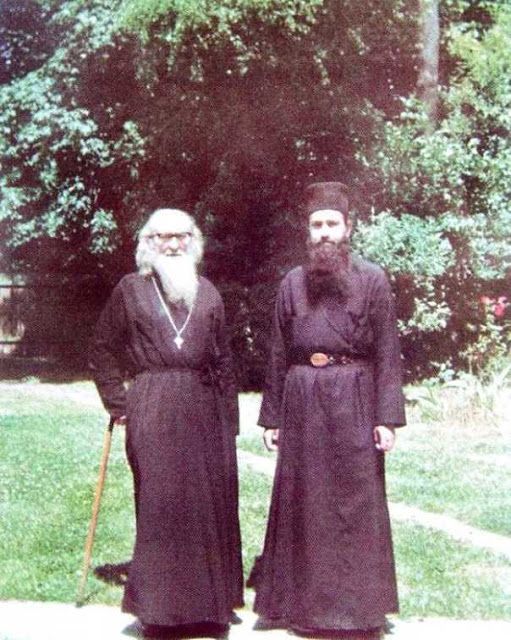 SopHRONY EN METROPOLIET HIEROTHEOS VAN NAFPAKTOS EN ST.VLASIOS