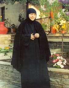 MAKRINA444